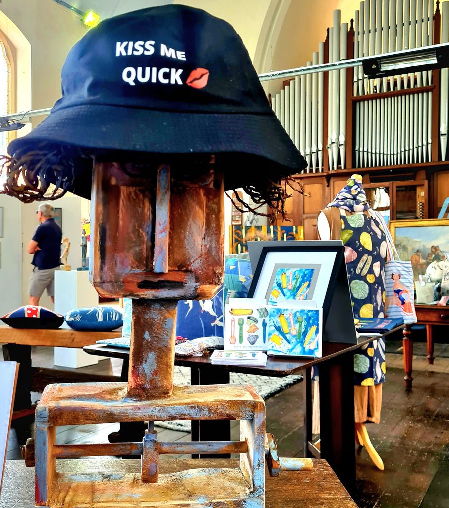 exhibtion, seaside living, art, cards, sculptures, sarah baulch, kitsch herne bay